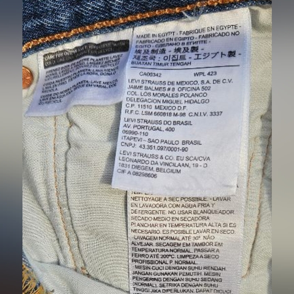 NWTS Levi 501 Classic Mens 33x36 stone washed, straight leg, button closure jean - Picture 7 of 7